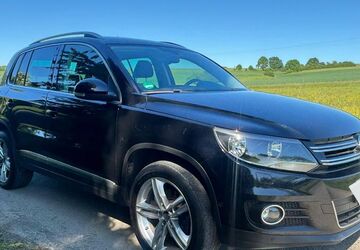 VW Tiguan 145.000 km 7.990 &euro; Kassel 34132