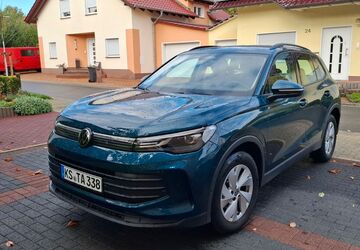 VW Tiguan 17.000 km 30.490 &euro; Kassel 34132