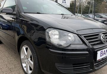 VW Polo 185.451 km 2.499 &euro; Kassel 34123
