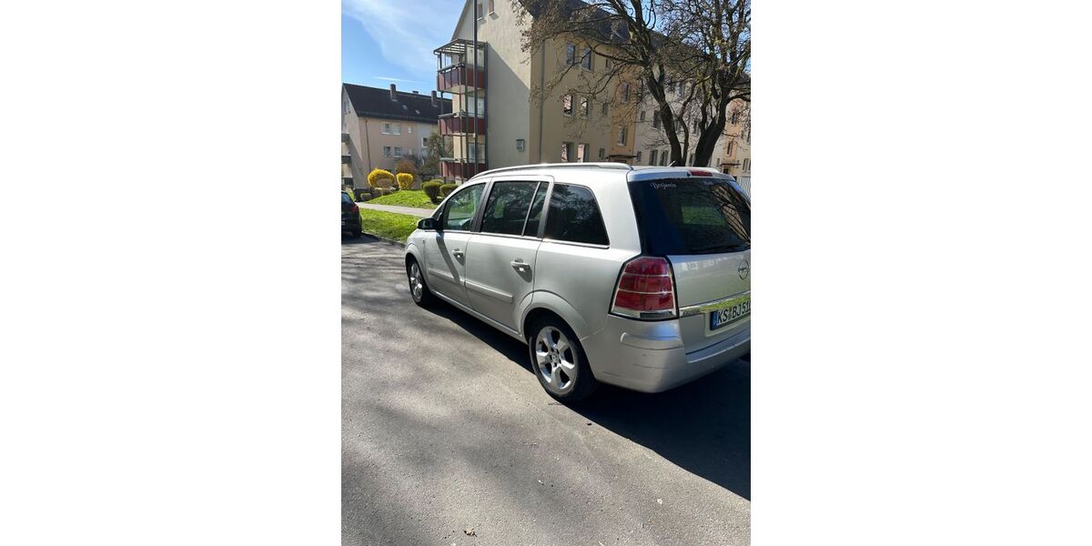 Opel Zafira 161.000 km 800 &euro; Kassel 34128