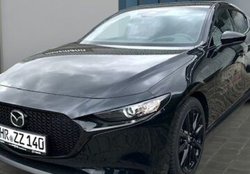 Mazda 3 1.235 km 26.500 &euro; Kassel 34123