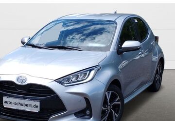 Toyota Yaris 2.010 km 24.890 &euro; Kassel 34125