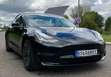 Tesla Model 3 25.500 km 28.900 &euro; Kassel 34125