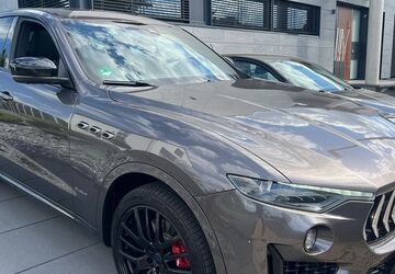 Maserati Levante 135.000 km 32.500 &euro; Niestetal 34266