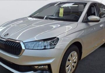 Skoda Fabia 25.037 km 16.833 &euro; Kassel 34123