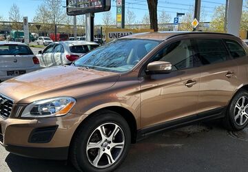Volvo XC60 180.000 km 9.399 &euro; Kassel 34123