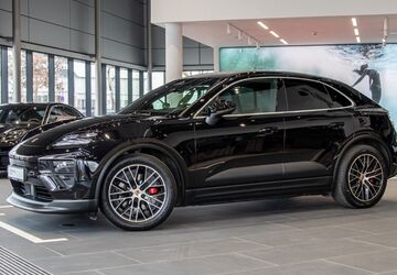 Porsche Macan 9.290 km 100.900 &euro; Kassel 34123