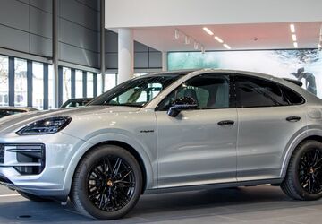 Porsche Cayenne 9.900 km 141.900 &euro; Kassel 34123